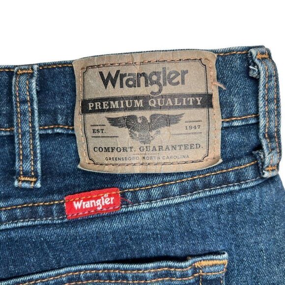 Wrangler Men's Dark Wash Premium Quality Denim Jeans - Picture 8 of 11